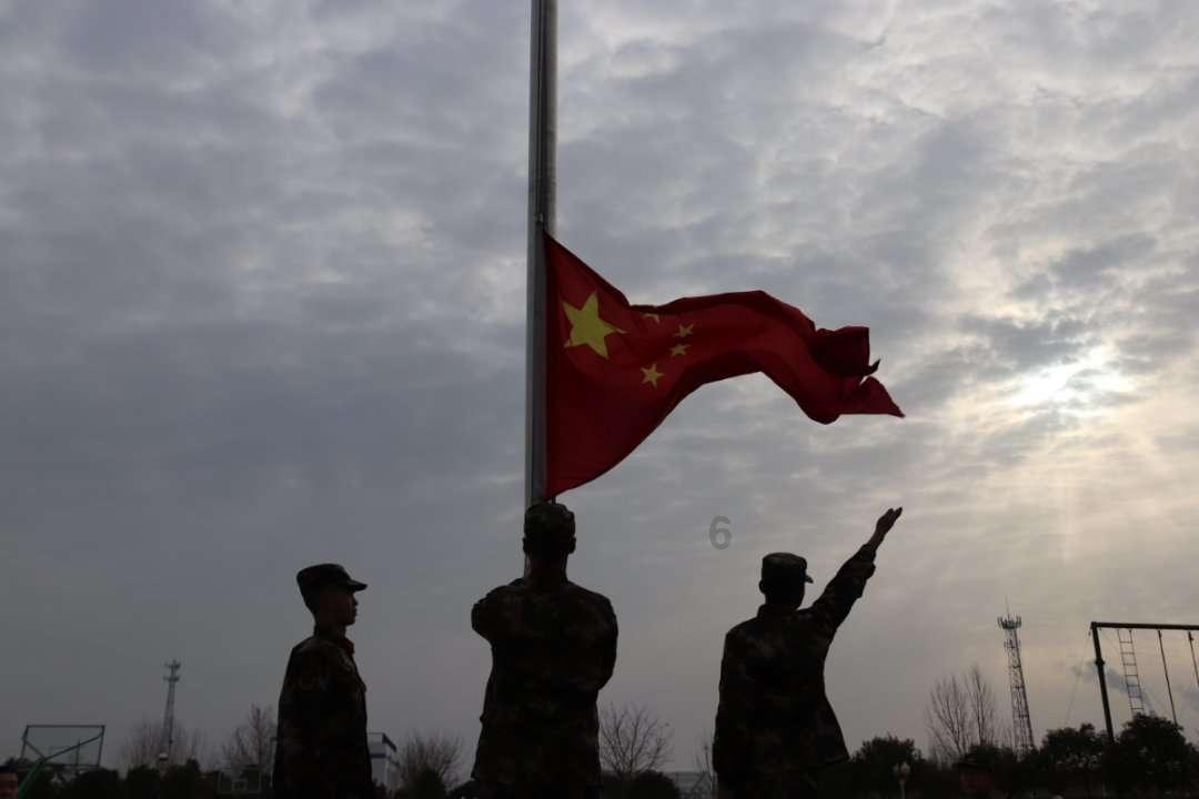 墨梅这首诗表达了诗人怎样的思想感情？游戏画面