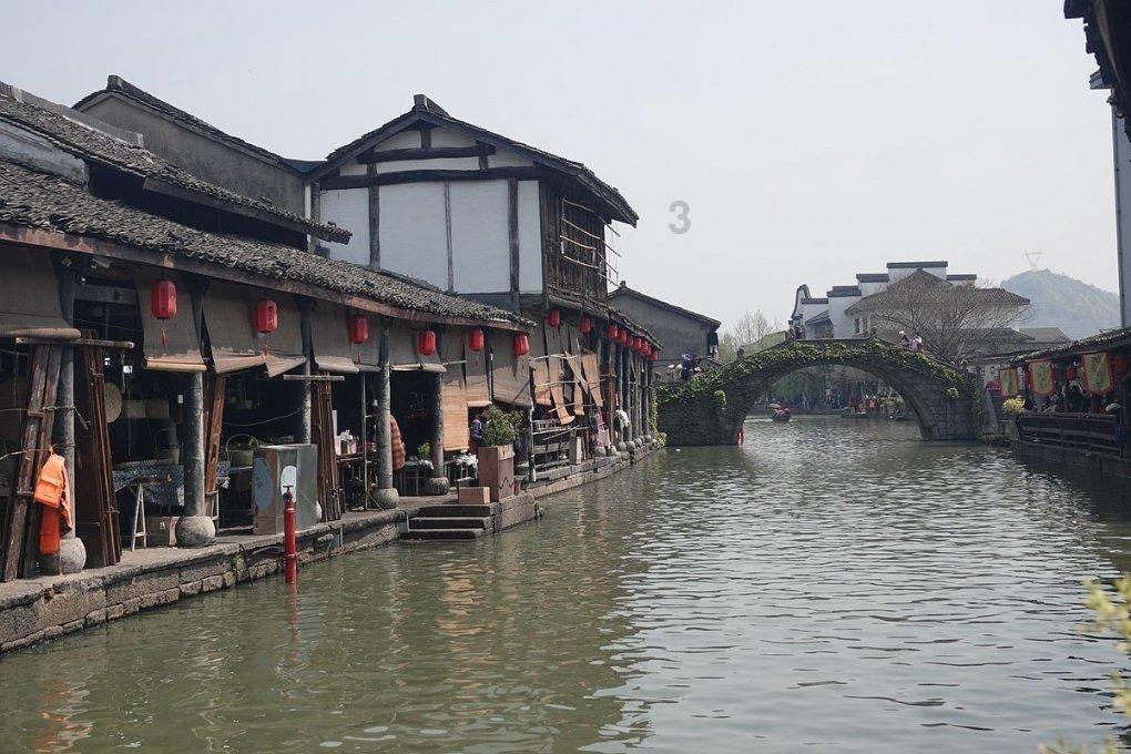 逃离拇指山地